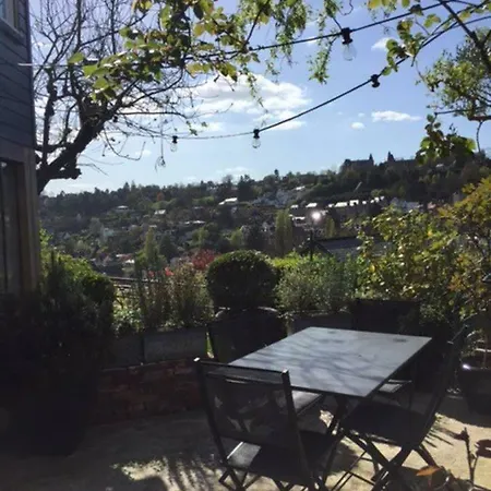 Holiday home Superbe Studio Deco Terrasse Vue